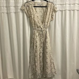 Urban Outfitters - floral wrap dress